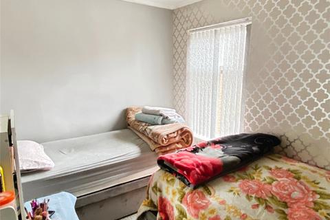 3 bedroom end of terrace house for sale, Longfield Road, Heckmondwike, WF16