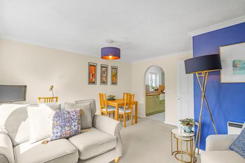 23 Barnfield Close, London, SW17 0AU