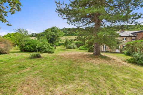 3 bedroom end of terrace house for sale, Bennett End Road