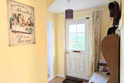 2 bedroom semi-detached house for sale, Greatfield Road, Winchester