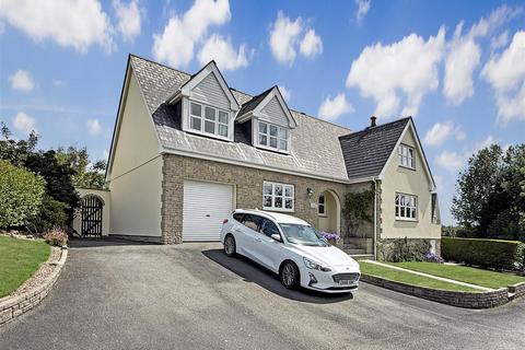 9 Fairways Drive, High Bickington, Umberleigh, EX37 9BY