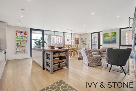 3 bedroom apartment for sale, 4 Schooner Road, London, Greater London, E16
