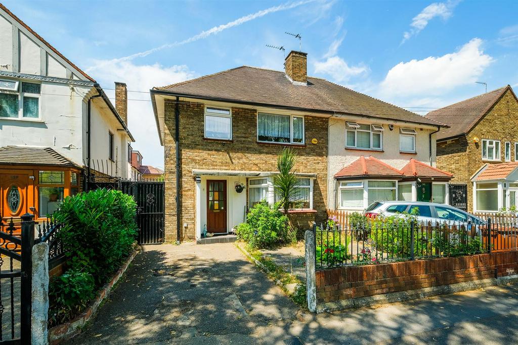 541 Longbridge Road-3 web.jpg