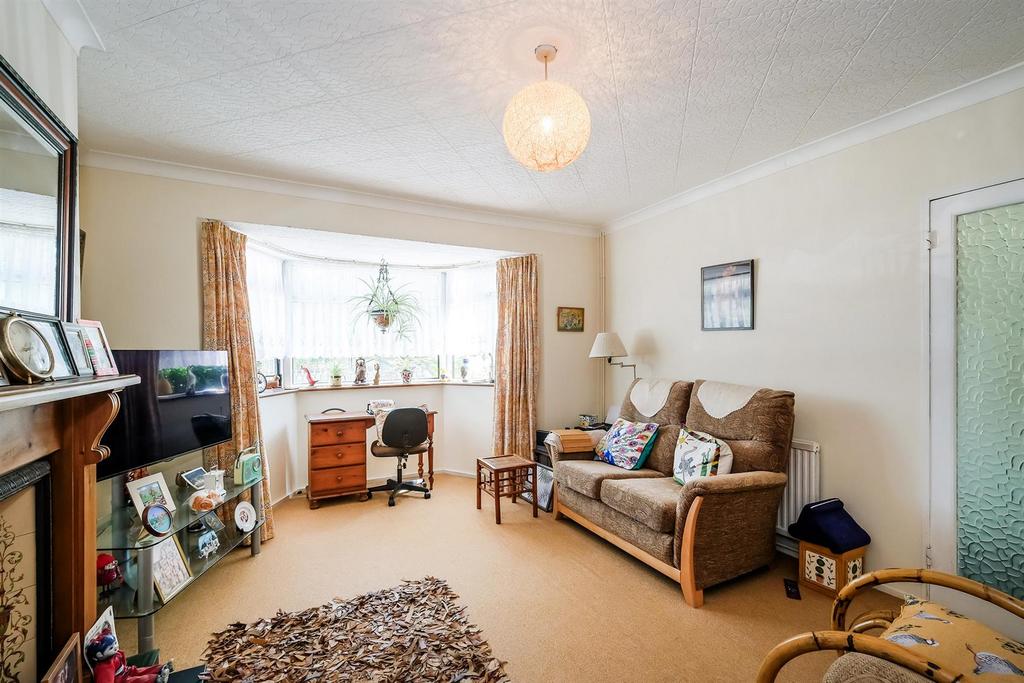 541 Longbridge Road-18 web.jpg