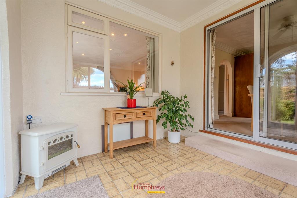 46 MARTINDALE-01.jpg