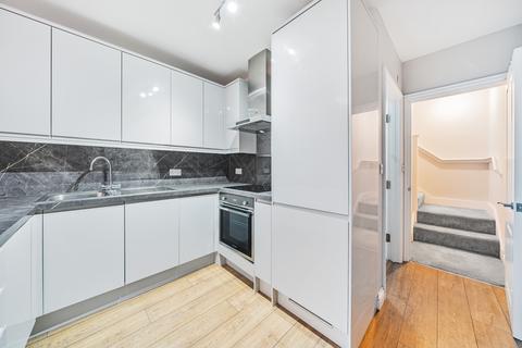 1 bedroom flat to rent, Backwater Place, Kingston Upon Thames, KT1
