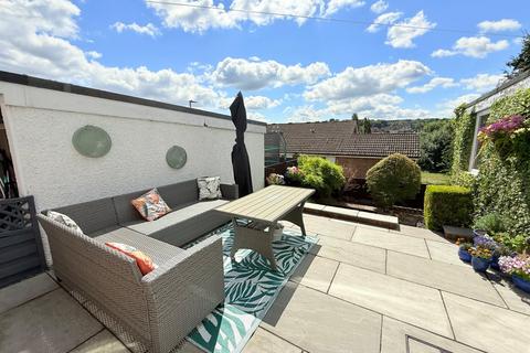 15 Cliffe Park Close, Leeds, LS12 4XD
