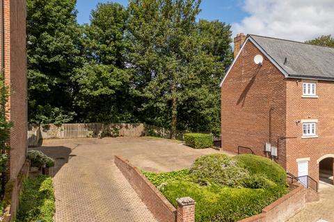 7 Bowman Drive, Hexham, NE46 3BU