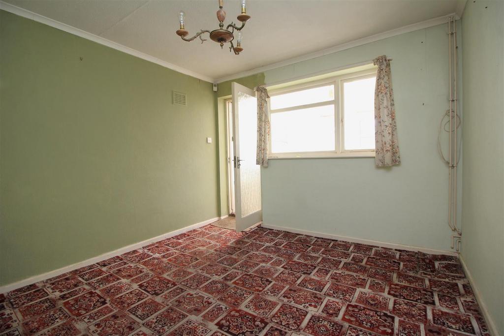Dining room .JPG