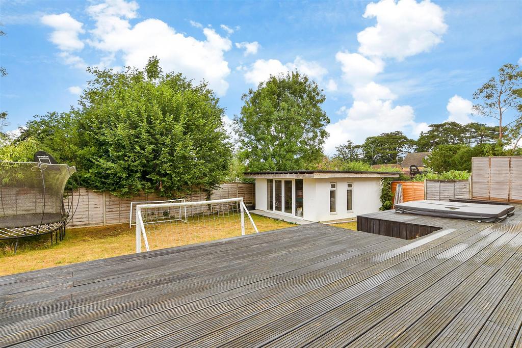 Patio / Decking