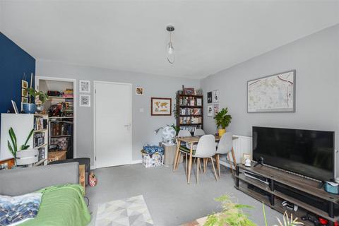 undefined, Waterloo Road, Beeston, Nottingham
