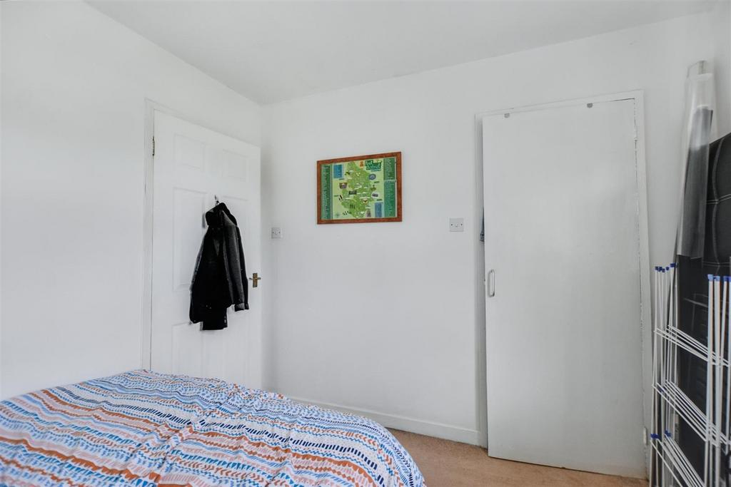 Bedroom 2 2.jpeg