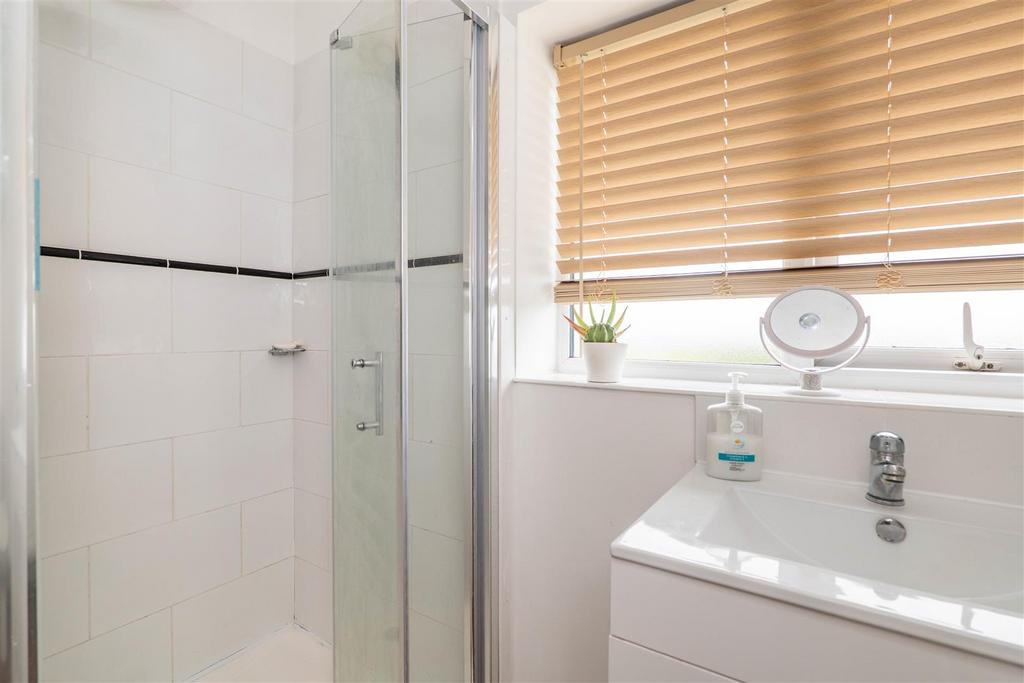 Bedroom Two Ensuite