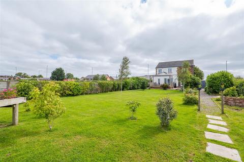 4 bedroom detached house for sale, Liverpool Road, Preston PR4