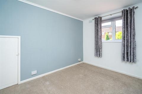 6 Broughton Road, Finchfield, Wolverhampton, WV3 9AL