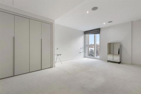 3 bedroom apartment for sale, Apartment , Moore House, Gatliff Road, London