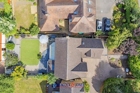 undefined, Hedgerows, Hutton, Brentwood