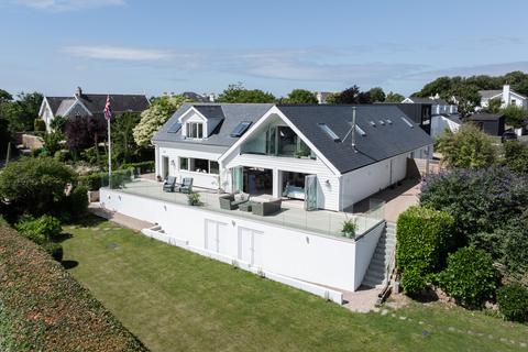 5 bedroom detached house for sale, La Rue Des Alleurs, St. Martin, Jersey