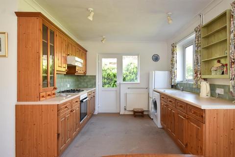 undefined, Greenacres, Hastings TN35