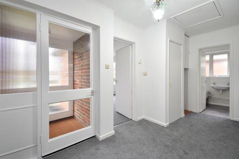 undefined, Greenacres, Hastings TN35