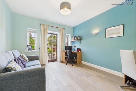 Bumble Cottage Bailrigg Lane, Bailrigg, Lancaster, LA1 4XP