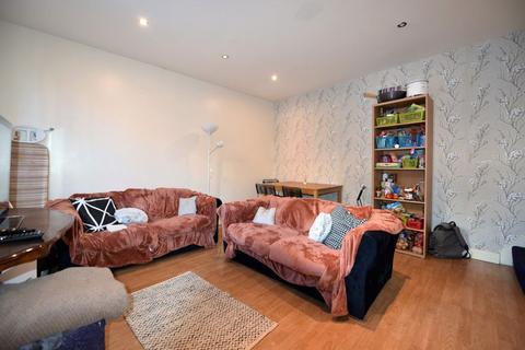 5 Thornville Grove (HS)