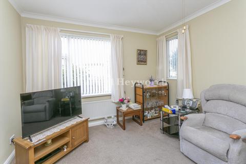 2 bedroom flat for sale, Levens Drive, Morecambe LA3
