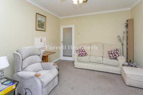 2 bedroom flat for sale, Levens Drive, Morecambe LA3