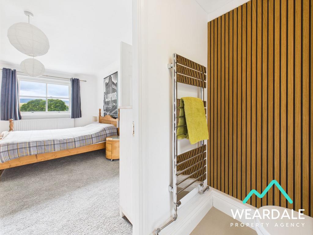 Bedroom 2 En-suite