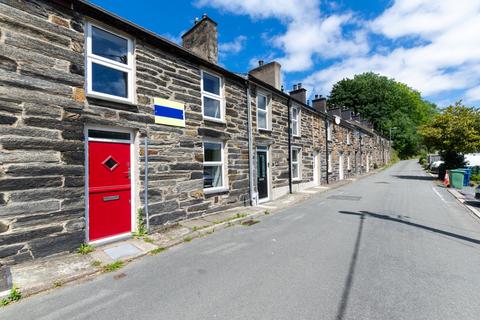 8 Glanllyn, Penrhyndeudraeth, LL48 6BS