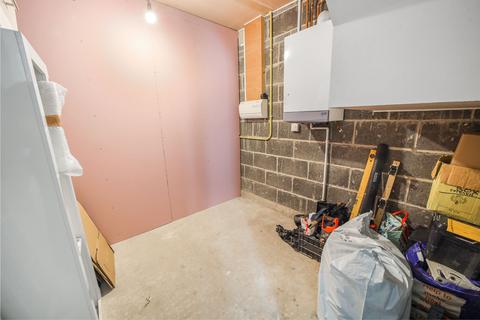 3 bedroom detached house to rent, Massey Close, Newton-Le-Willows, WA12