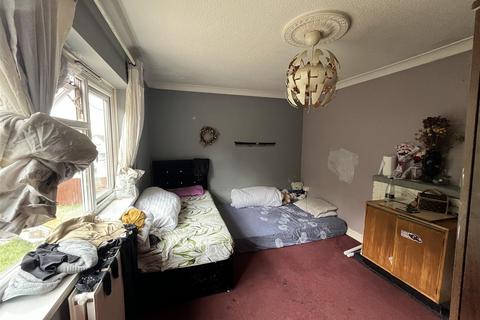1 bedroom flat for sale, Eaton Avenue, West Bromwich B70