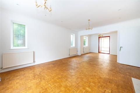 3 bedroom detached house for sale, London Road, Maidstone, ME16