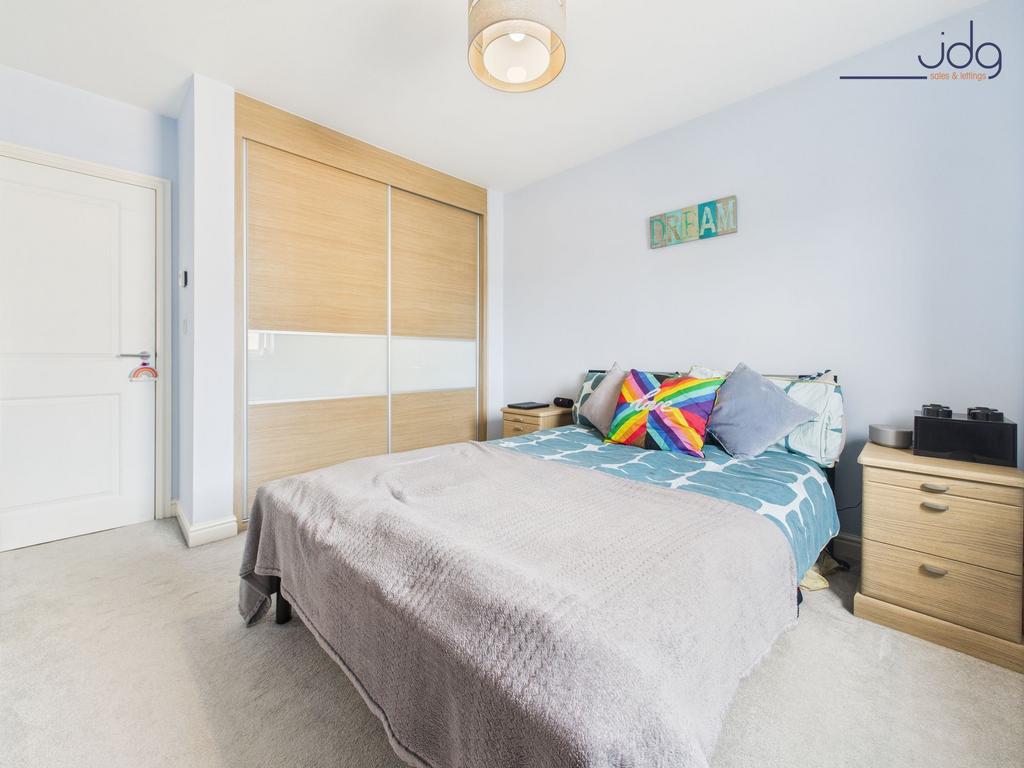 Double Bedroom with built in wardrobes