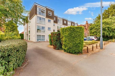 1 bedroom apartment for sale, Cleveland Court, Leamington Spa CV32