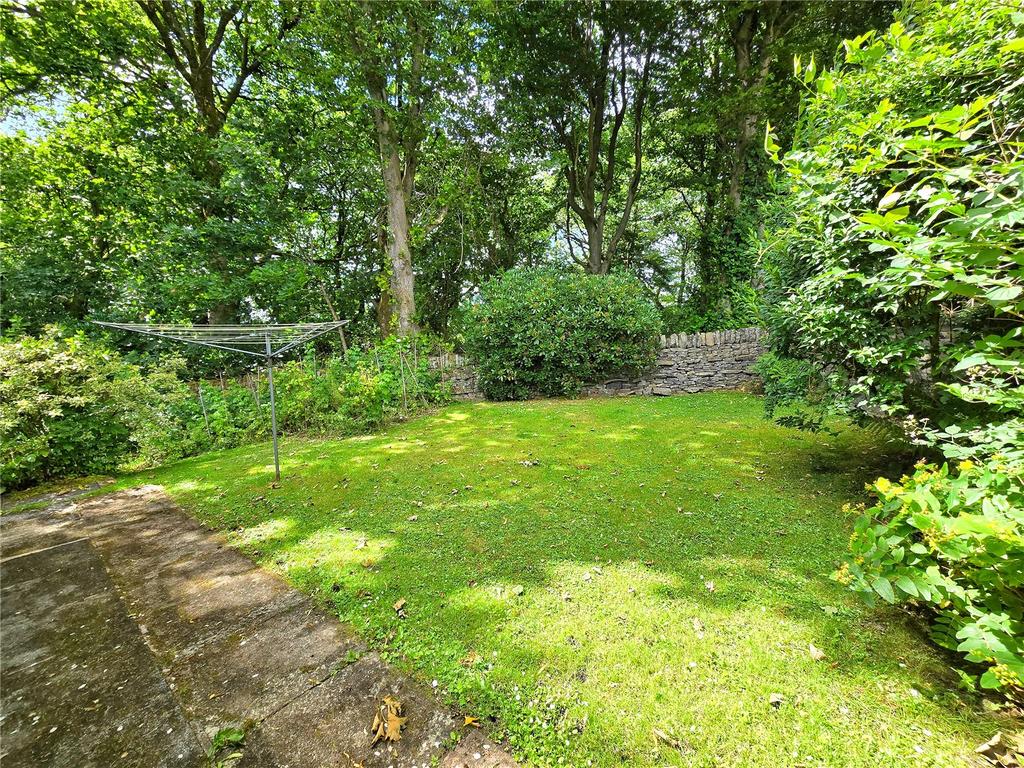 Side Gardens