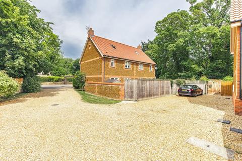 undefined, Chain Free in Heacham