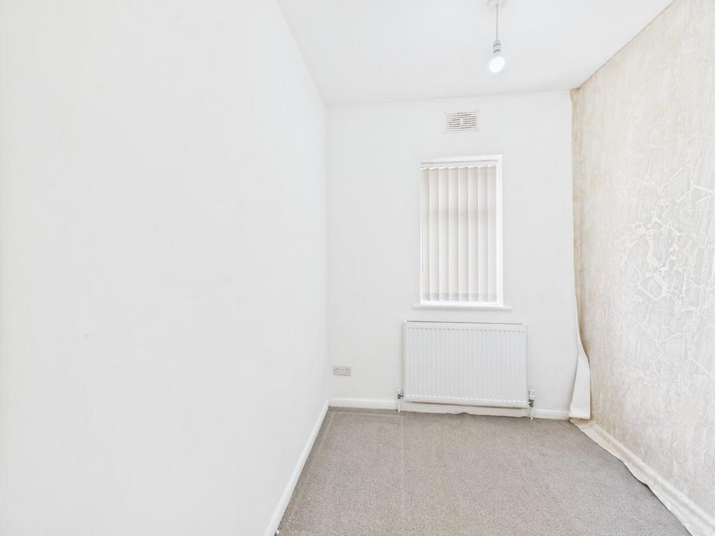 TOR bedroom 3.jpg