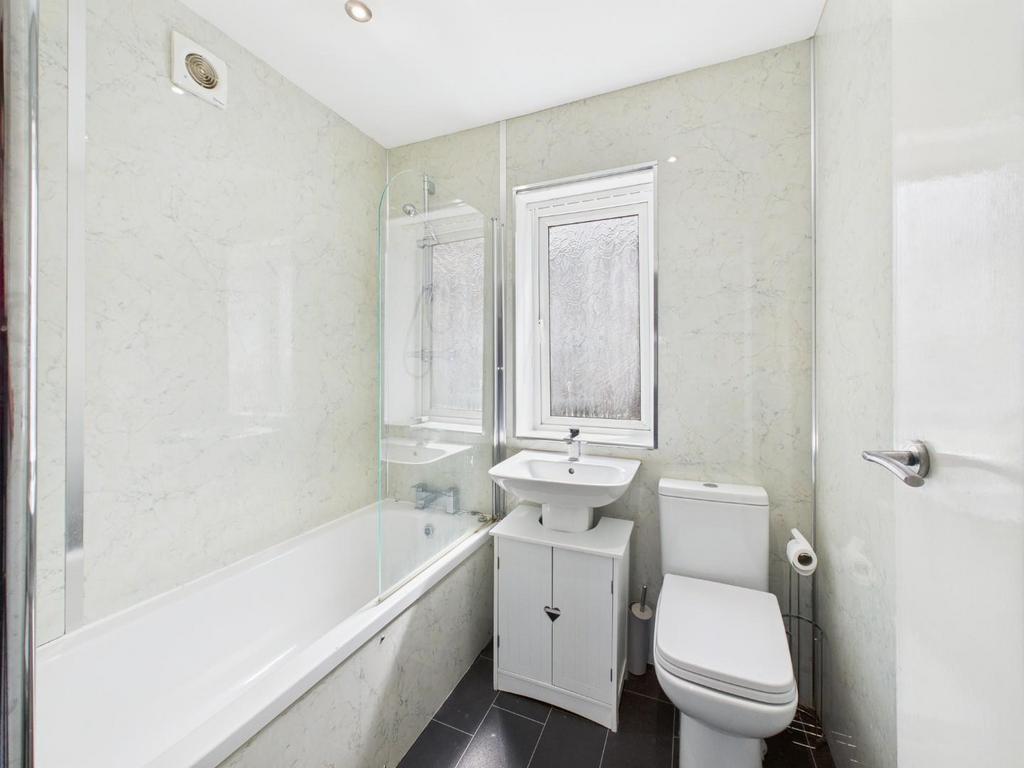 TOR bathroom.jpg
