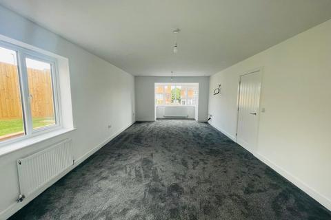 3 bedroom detached house for sale, Sandfield Road, West Bromwich, West Bromwich, B71