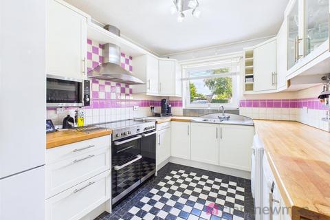 5 bedroom detached house for sale, Park Avenue, Harlow CM17