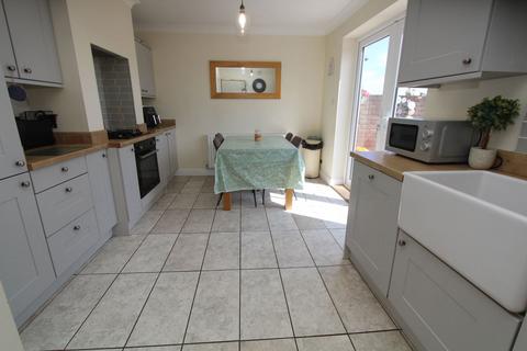 9 Wavell Road, Brierley Hill, DY5 2EX