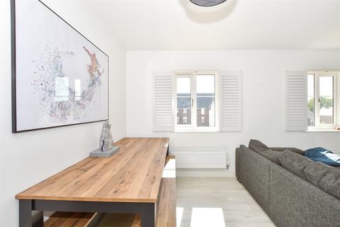 2 bedroom apartment for sale, Topaz House, Crawley RH10