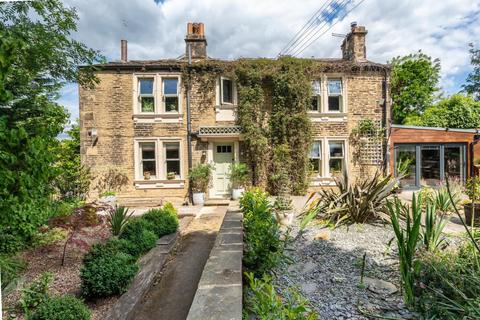 4 bedroom link detached house for sale, Woodlands Drive, Bradford BD10