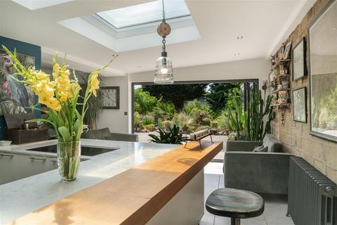 4 bedroom link detached house for sale, Woodlands Drive, Bradford BD10