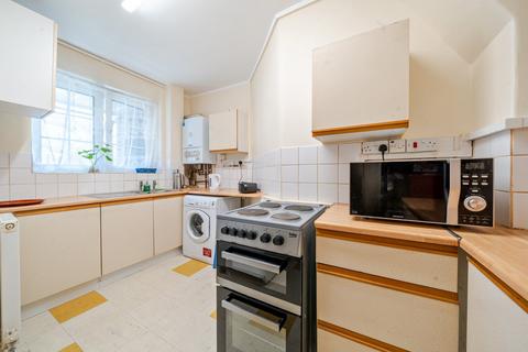 2 bedroom flat for sale, Tilson Gardens, London, SW2