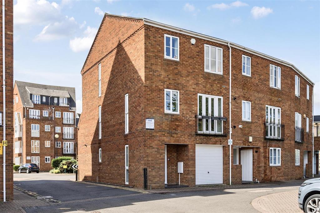 Rear h.jpg