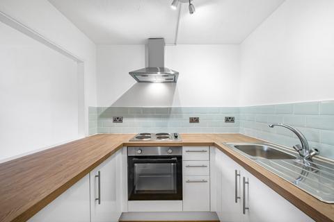 1 bedroom flat for sale, Abingdon Close, London