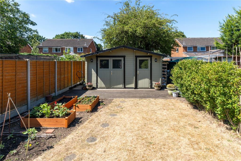 Willen Road Newport Pagnell - Image 12 1024x1024 