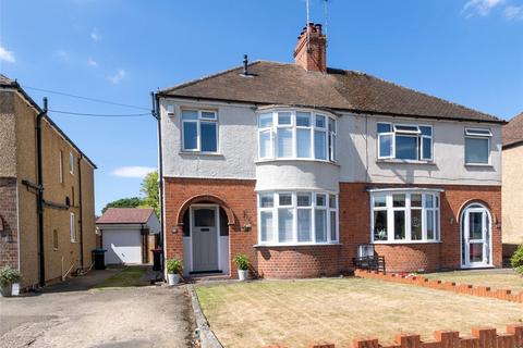 3 bedroom semi-detached house for sale, Willen Road, Newport Pagnell, Buckinghamshire, MK16